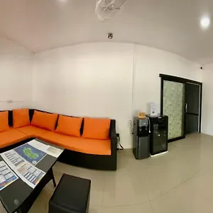 https://dudus-hostel.tophotelskohtao.com