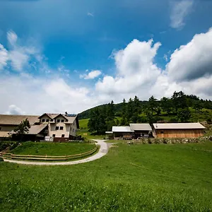 https://prdovar-guest-house.hotels-in-ljubljana.com